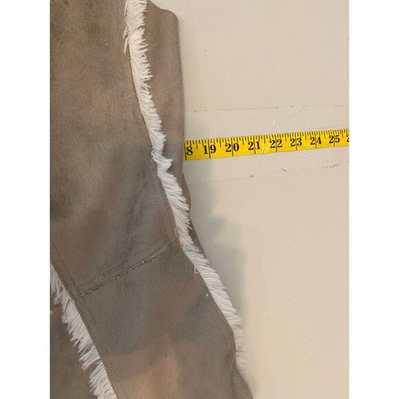 Cupcakes & Cashmere Faux Suede & Fur Beige Vest Asymmetrical Hem Medium - Picture 12 of 12